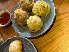 -鑫震源·苏式大虾生煎(山塘街店)