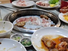 -欢乐时光烤肉火锅自助(龙岩新罗万达店)
