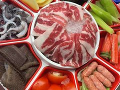 -赵美丽·重庆社区火锅·直营店(火车东站·中豪国际店)
