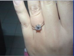 -威德钻石-克拉钻大本营(南京东路店)