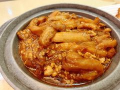 鱼香茄子煲-香港新发烧腊茶餐厅(万象店)