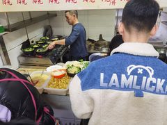-曹宝林砂锅麻辣烫(星光路店)