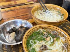 -正宗李家土鸡米线店