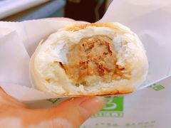 黑毛猪鲜肉月饼-老大昌(淮海中路店)