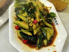 -鲁员外地锅鸡地锅鱼(古墩路店)