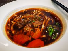 -康师傅私房牛肉面(马泉营奥莱店)