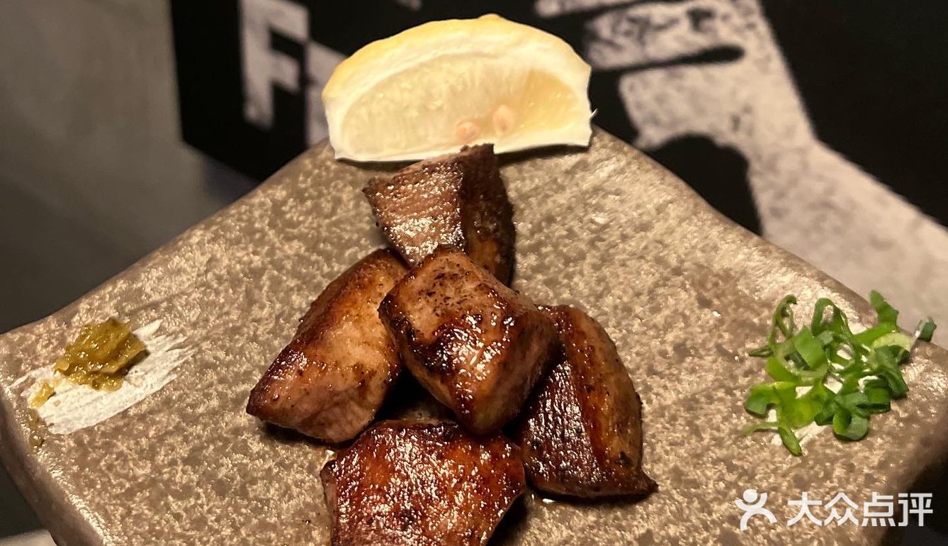 <人気高企> 用心製作嘅居酒屋
