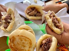 -闫家驴肉老店(华电一校店)