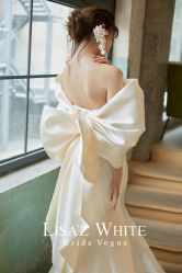 点击看大图 -Renee芮亦婚纱