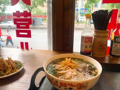 -矮子粉店1985·长沙米粉(湘春路店)