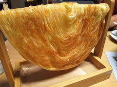 招牌奶香饼-关东小磨东北菜(上海长风大悦城店)