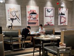 大堂-黄记煌三汁焖锅(广州曜一城店)