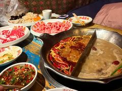 -房子红了鱼豆花重庆老火锅(广厦学院店)