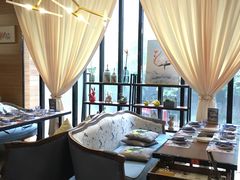 -樾餐厅泰式海鲜火锅(民歌湖店)