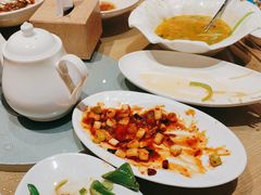 -渝信川菜 · 川味家常菜(财富购物中心店)