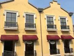 -王府井奥莱临潼小镇(临潼店)