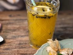 百香果苏打-Vanillacafe香草咖啡(银海大世界店)