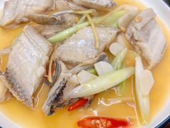 -赖厨潮汕砂锅粥