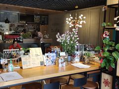 -ZING COFFEE 镜咖啡