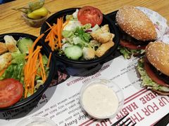 -The Habit Burger Grill 哈比特汉堡(爱琴海店)