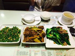 -鸿运茶餐厅(皇岗店)