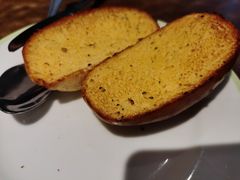 蒜香面包-萨莉亚意式餐厅(南京龙湾天街店)