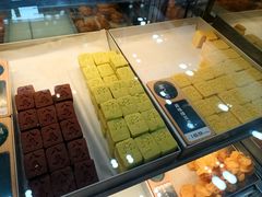 -酥大興·新国潮糕点配茶饮(龙岗万达黑金店)