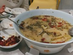 -姚姚酸菜鱼·金戈戈香港豉油鸡(喜荟城联名店)