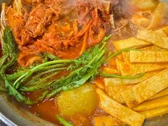 -喇喇排骨火锅·传统韩式脊骨汤(望京西园总店)