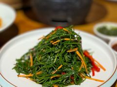 -蒙亨·阿木图赛(乌兰察布天恒广场店)