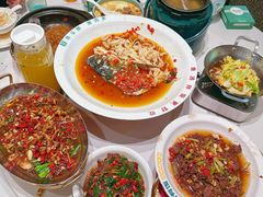 -湘当有饭剁椒鱼头(昆山招商花园城店)