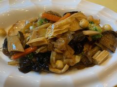 十八罗汉-功德林素菜饭庄(前门店)