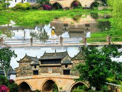 -香满楼.建水老宅院