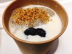 白雪黑糯米热冰粉-甜心闲生传统手工冰粉(太古里店)