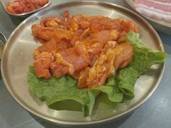 -围炉肉舍•炭烤活鳗•丹东海鲜烤肉(步行街店)