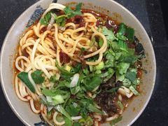 -陆派巴倒烫火锅(城东店)
