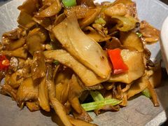-卢大鲜鱼头捞饭(美利广场店)