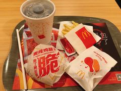 -麦当劳(民盈·国贸城店)