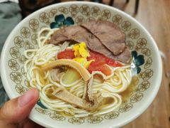 -牛小隆牛肉面馆(四牌楼店)