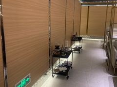 -红鼎豆捞·非遗鲍皇汤火锅(宝丰路店)