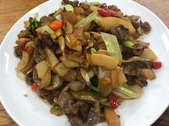 -牛八宝桂林米粉(八里庄店)