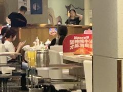 -海底捞火锅鲜切牛肉主题店(长寿路店)