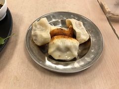 鲜肉锅贴-章氏(车站北路店)