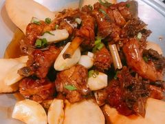 地锅本仔鸡-小菜园新徽菜(宜兴八佰伴店)