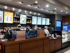 -星巴克(上海虹桥新天地二店)