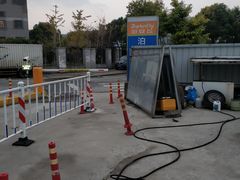 -泊安飞浦东物流大道停车场