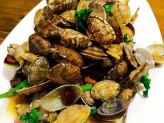 炒蛤蜊-老东镇啤酒屋海鲜加工·蒸汽海鲜·海鲜烧烤(台东店)