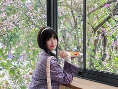 -花苑里咖啡(威远店)