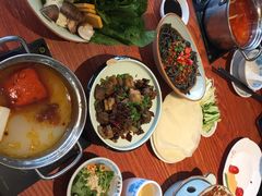 -龙聚德北京烤鸭(沙坪坝华宇A馆店)