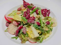 橄榄虾仁沙拉-北京厨房(西安SKP店)